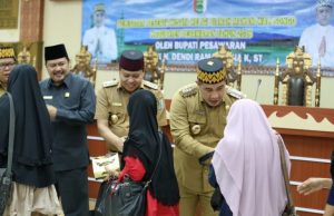 Bupati Pesawaran Kembali Lepas Rombongan Wisata Rohani
