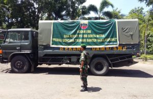 Kodam I/BB Serahkan Bantuan Kemanusiaan Korban Tsunami Wilayah Lampung