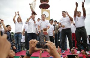 Peduli Keselamatan Berlalu Lintas, Ridho-Bachtiar dan 40 Ribu Generasi Milenial Deklarasi “Road Safety Festival Polda Lampung