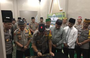 Kapolda Lampung Hadiri Peresmian Masjid Ana Bawi DiPolres Pesawaran