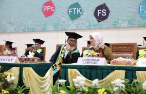 Wakil Gubernur Memotivasi Wisudawan/wisudawati Universitas Islam Negeri (UIN) Raden Intan Lampung Untuk Bersaing Dan Berkontribusi Positif