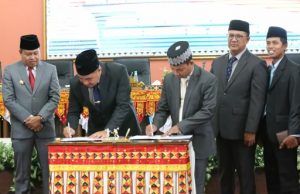 Bupati Pesawaran Ingatkan Anggota DPRD Periode 2019-2024 Soal Komit Dengan Sumpah Janji
