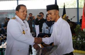 Gubernur Arinal Serahkan Remisi Umum Narapidana Hut RI Ke-74 DiLapas Narkotika Kelas IIA