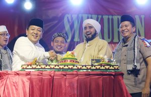 Gubernur Shalawat bersama Puluhan Ribu Masyarakat Lampung