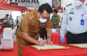 Wujudkan WBK, Pemkab Lamsel Serta Jajaran Forkopimda Lamsel Deklarasikan Janji Kinerja dan Pembangunan Zona Integritas