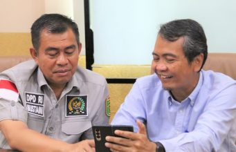 Senator Asal Lampung Ajak Warga Bayar Listrik Tepat Waktu