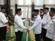 Sekda Thamrin Lepas Keberangkatan 427 Calon Jemaah Haji Asal Lamsel Tahun 2023 Menuju Tanah Suci