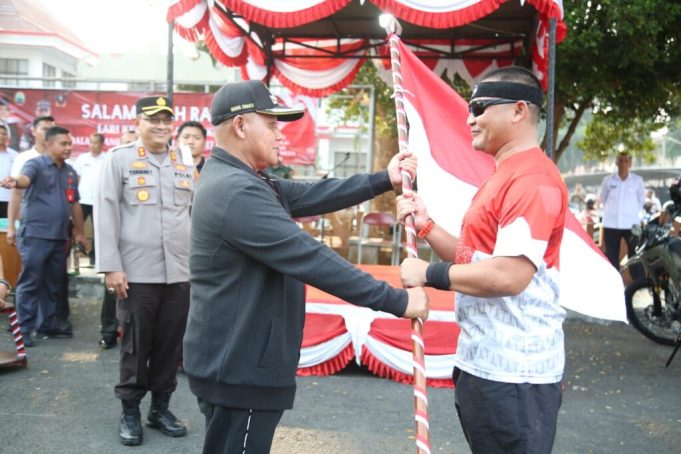 Bupati Lampung Selatan Lepas Peserta Lari Kebangsaan 7.8 KM