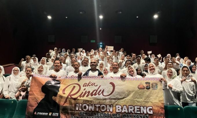 Kapolres Waykanan Adakan Nobar Bersama Jajaran Polres Waykanan Beserta Insan Pers