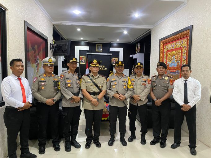 Lulus Pendidikan Sespimen Angkatan 64 T.A. 2024, Kompol Zainul Fachry Serahkan Jabatannya ke Kapolres Way Kanan