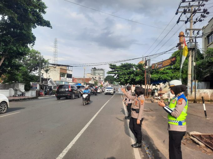Selama Ramadhan, Polresta Bandar Lampung Siagakan Polwan Di Pusat Keramaian