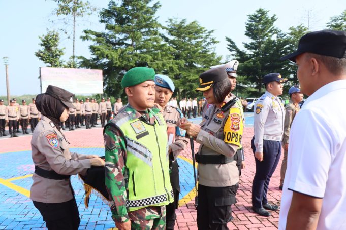 Antisipasi arus mudik jelang lebaran 1445 H, Polres Pesawaran laksanakan Gelar Pasukan Operasi Ketupat Krakatau 2024