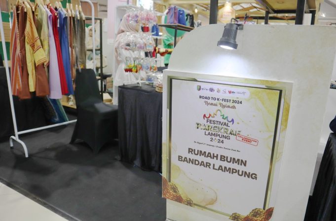 PLN Dukung Pengembangan UMKM Lewat Rumah BUMN Bandar Lampung di Festival Parekraf Lampung