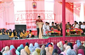 Nanang Ermanto Pengajian Bareng Masyarakat dan ASN di Kecamatan Tanjung Bintang