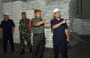 Danrem 083/Baladhika Jaya Tinjau Pabrik Gula Kebon Agung, Tegaskan Komitmen TNI dalam Gugus Tugas Kedaulatan Pangan