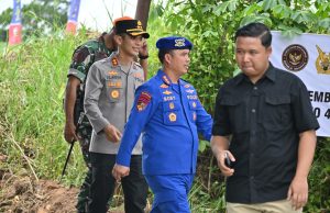 Ditpolair Kombes Pol Boby Pa’Ludin Menghadiri Peletakan Batu Pertama Pembangunan Batalyon Parakon 464 Pasgat