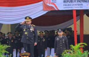 Guyuran Hujan Tak Halangi Semangat Personel Polda Lampung Peringati HUT ke-81 Kemerdekaan RI