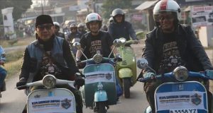 Semangat Hari Santri 2026, Dandim 0421/LS DAN Kapolres Lampung Selatan Bersama Komunitas Vespa Gelar Touring Religi