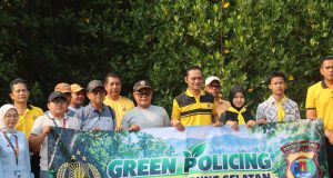 Green Policing di Batu Perahu Krakatoa, Ajak Masyarakat Peduli Lingkungan